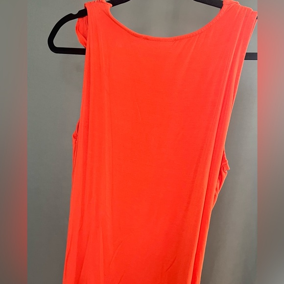 New York & Company Orange Sleeveless Shirt with Ruching Size Medium - Picture 3 of 4